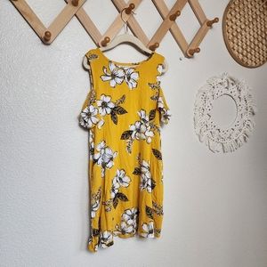 Bixby Floral Cold Shoulder Dress Girl’s S Yellow Tropical Pullover Unlin…